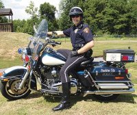 3655-newsptc-motorcycle-cop08-18-10.jpg 3655-newsptc-motorcycle-cop08-18-10.jpg