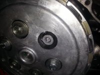 broke clutch bolt 1.jpg broke clutch bolt 1.jpg