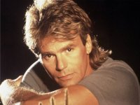 pg-24-macgyver-1-rex.jpg