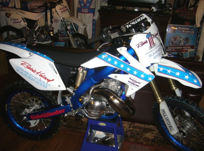 robbie_knievel_983555.JPG