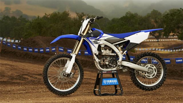 YZ450f_INSIDE1.jpg