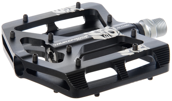 2012-nuke-proof-proton-mountain-bike-pedals.jpg