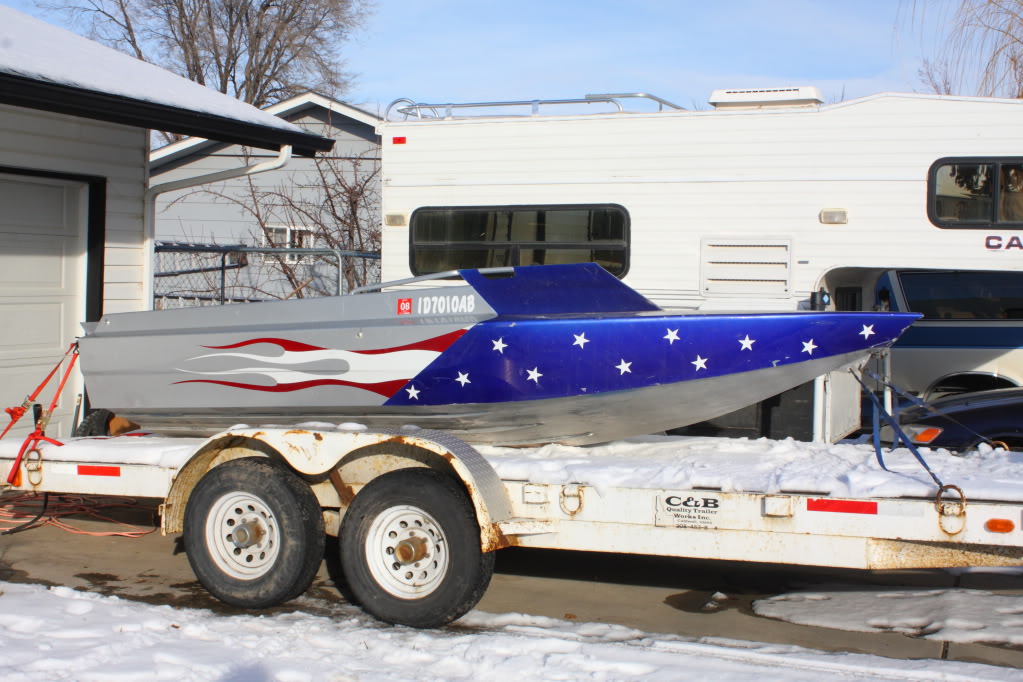 2011IceFishingDays001Boat.jpg