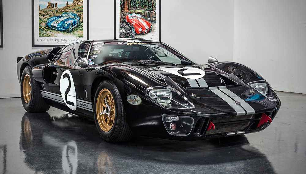 ford-gt-40-black-01.jpg