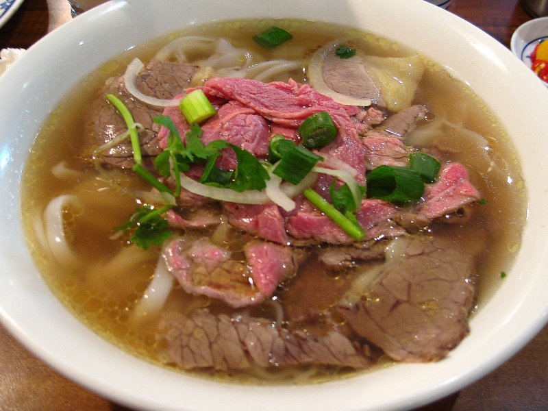 pho-beef-noodles-2008.jpg