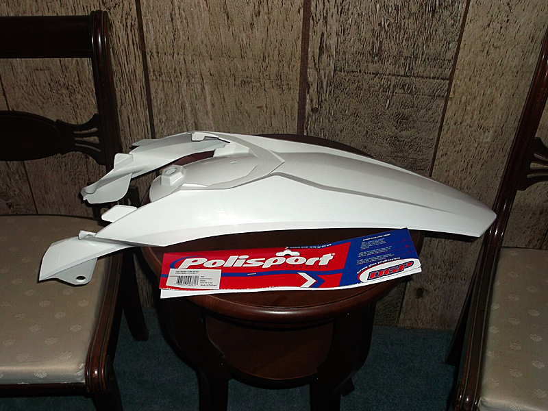 polisport_fender.jpg