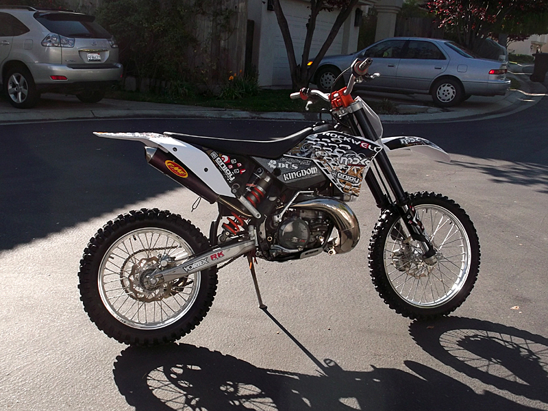 ktm_300_04.jpg