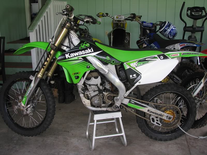 Kawi1-1.jpg