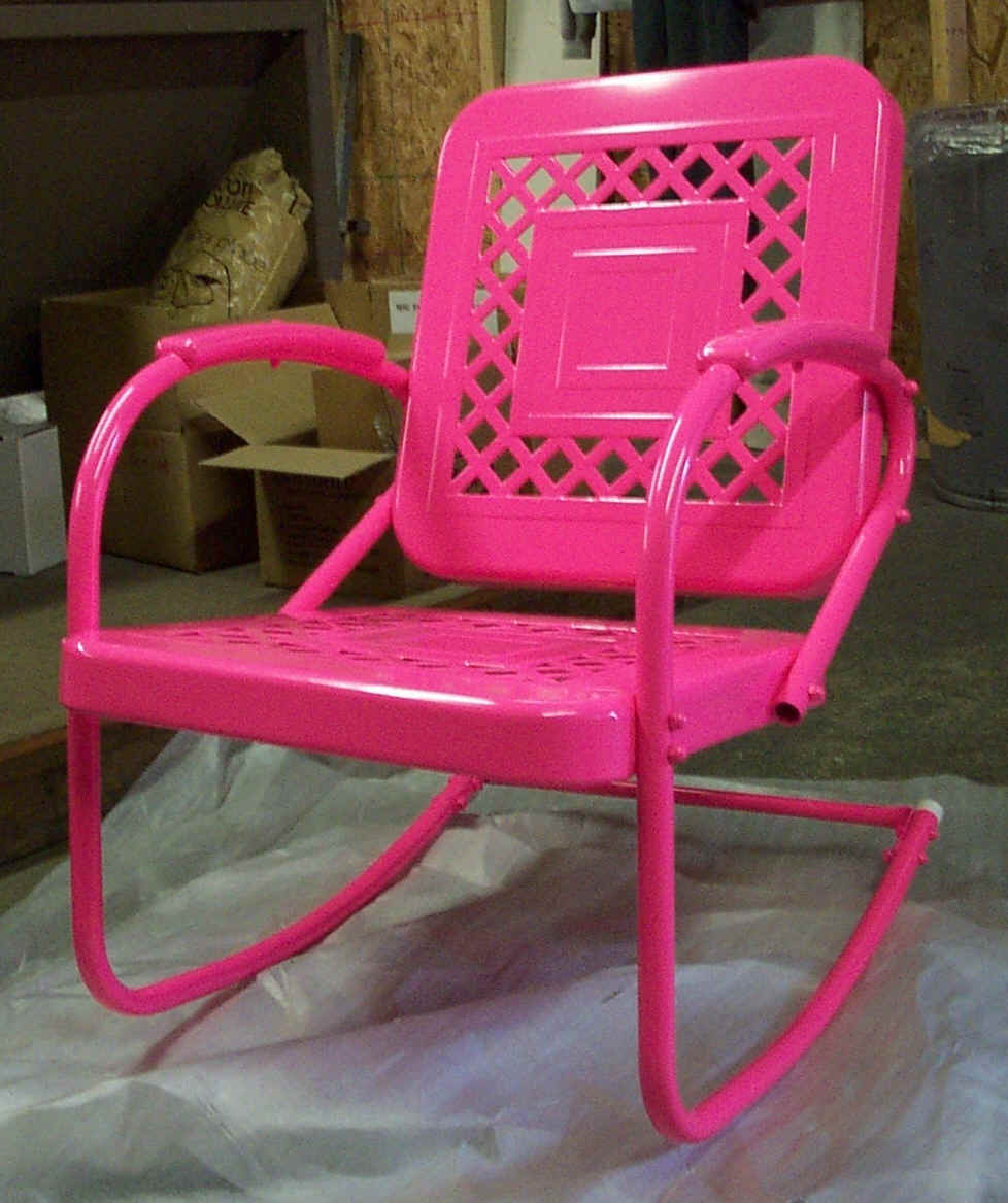 pink_chair.jpg